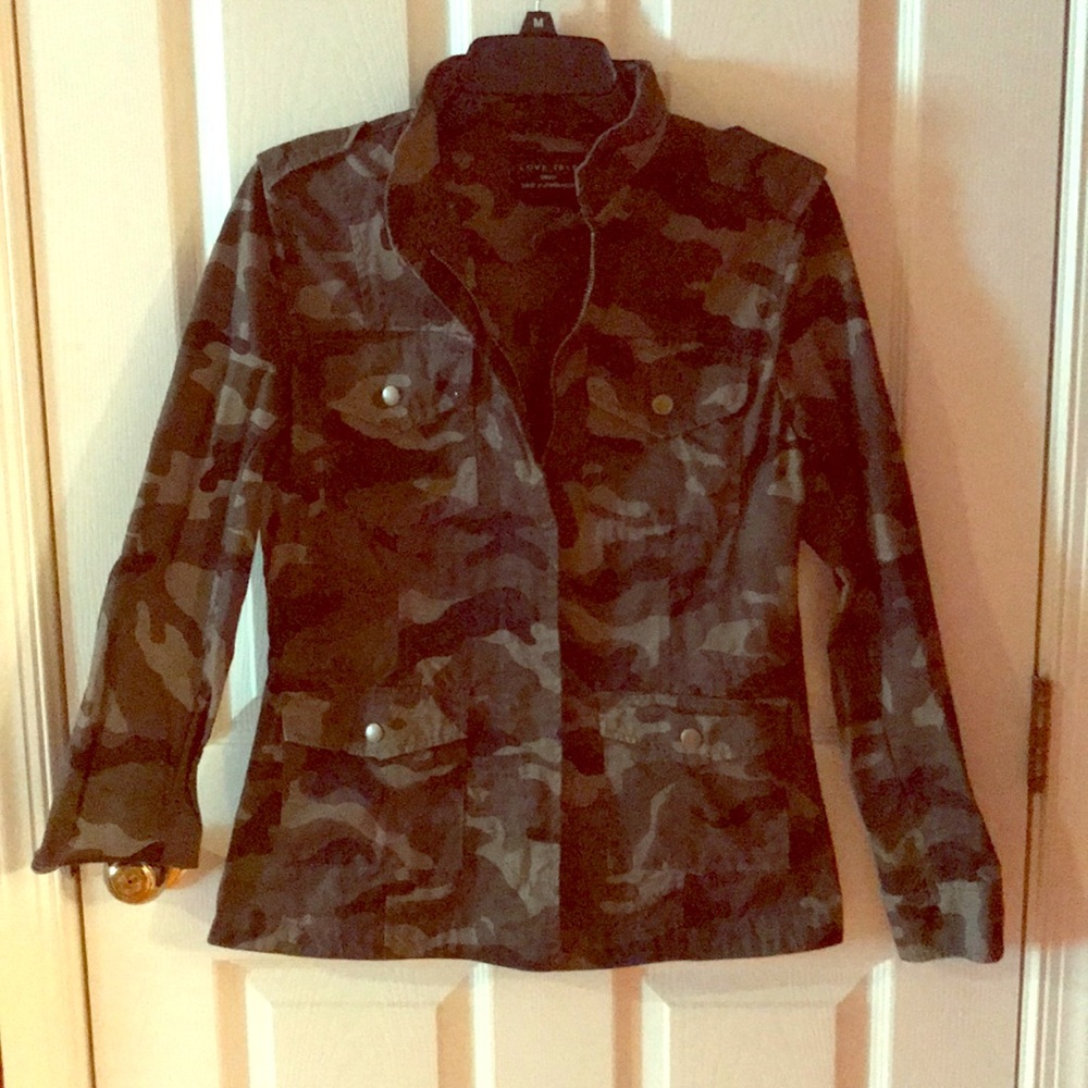 Camo Print Lightweight Jacket